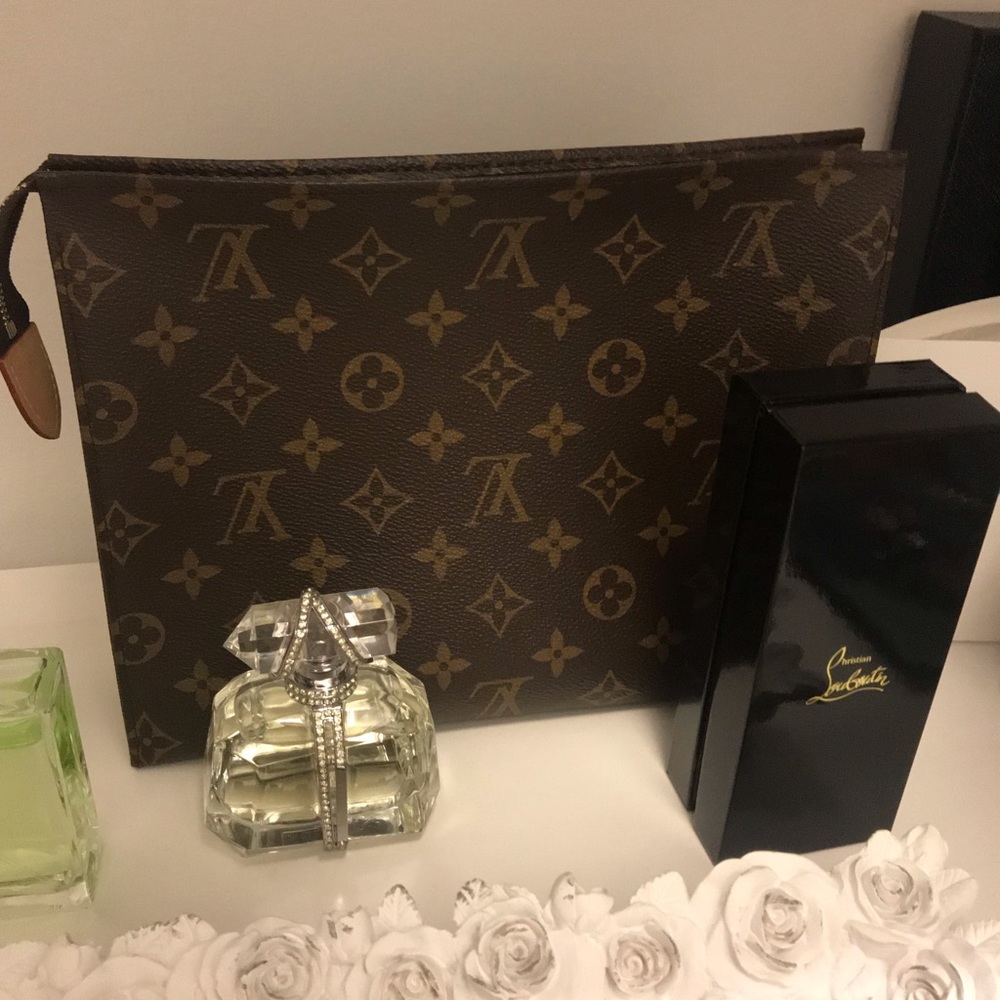 Louis Vuitton Toiletry Pouch 26